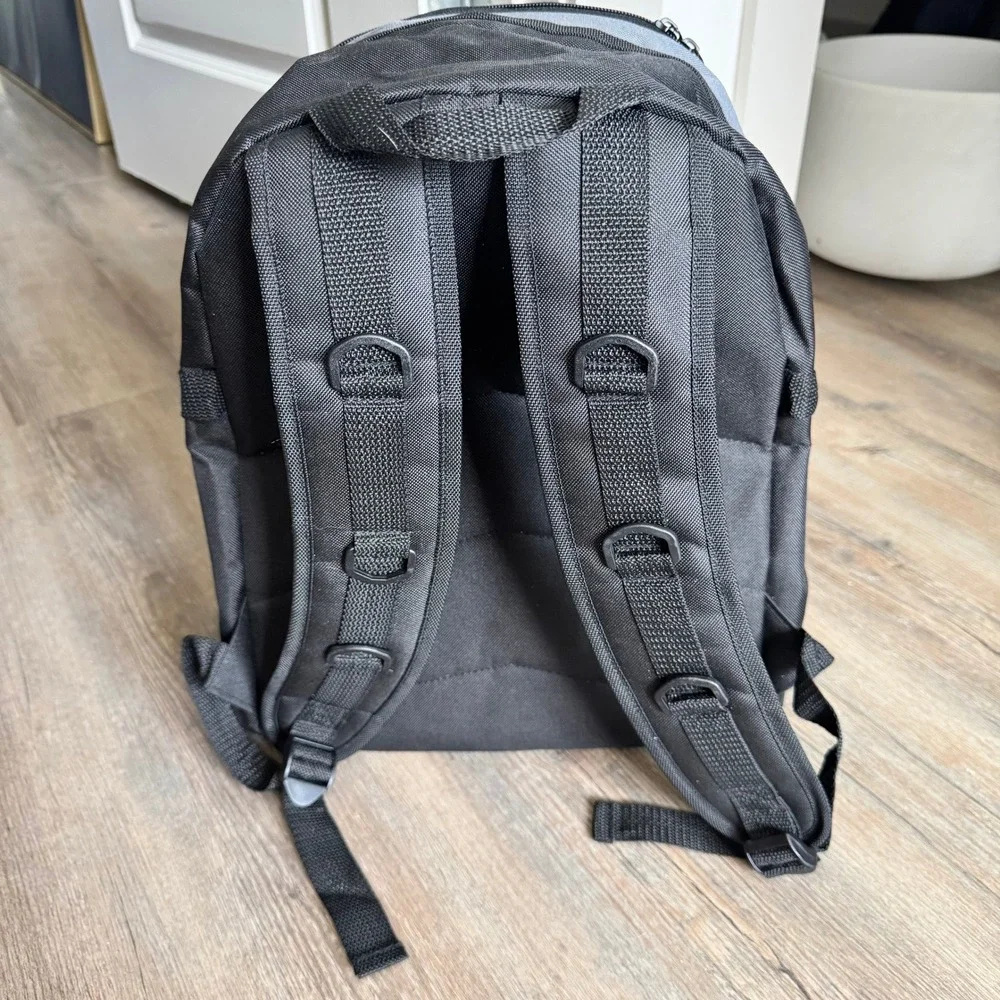 Coors Light 3 Zip Pocket Promo Backpack Grey Black‎ Bungee Cord Tailgate Bag